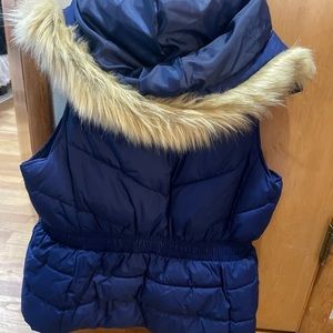 Banana Republic puffer vest sz L